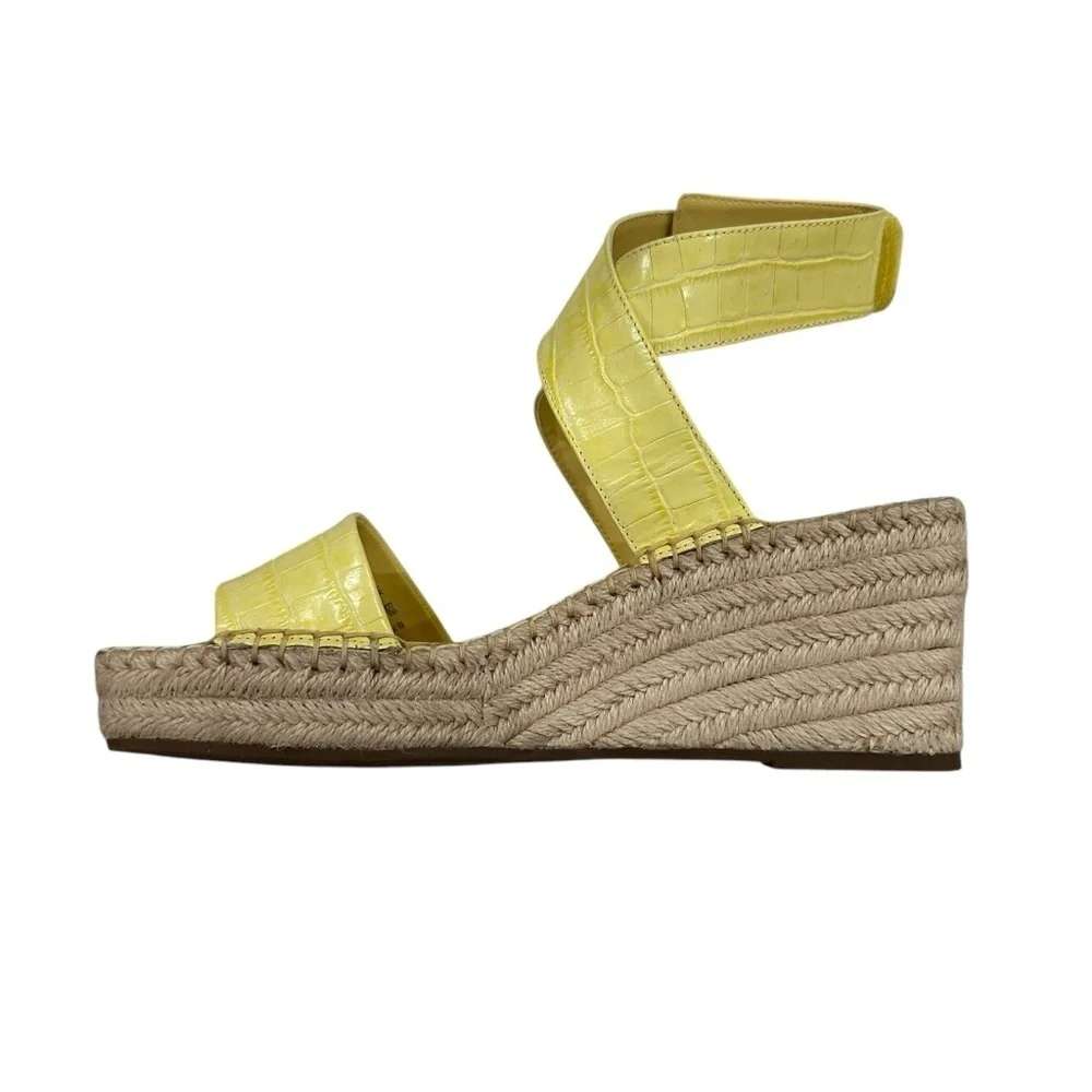 Franco Sarto about this